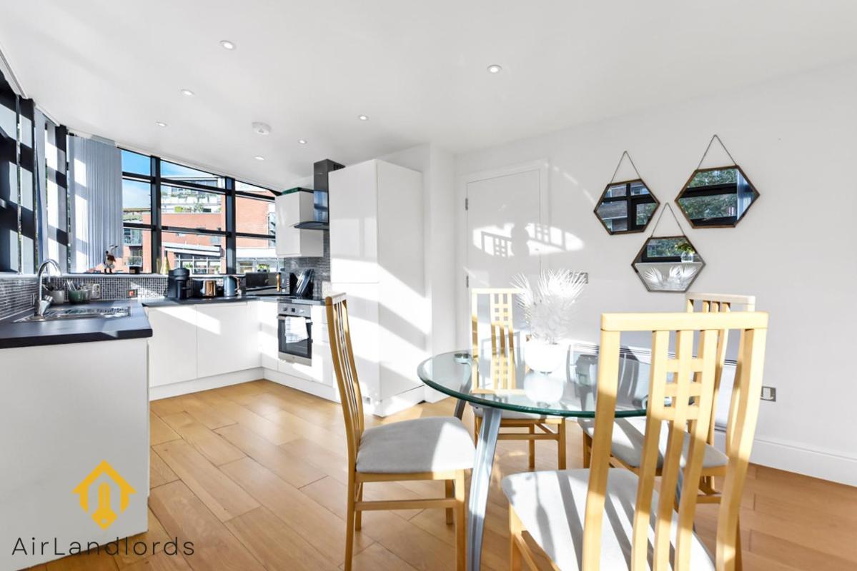 Exclusive 2 Bedroom Flat Near Buckingham Palace Лондон Экстерьер фото